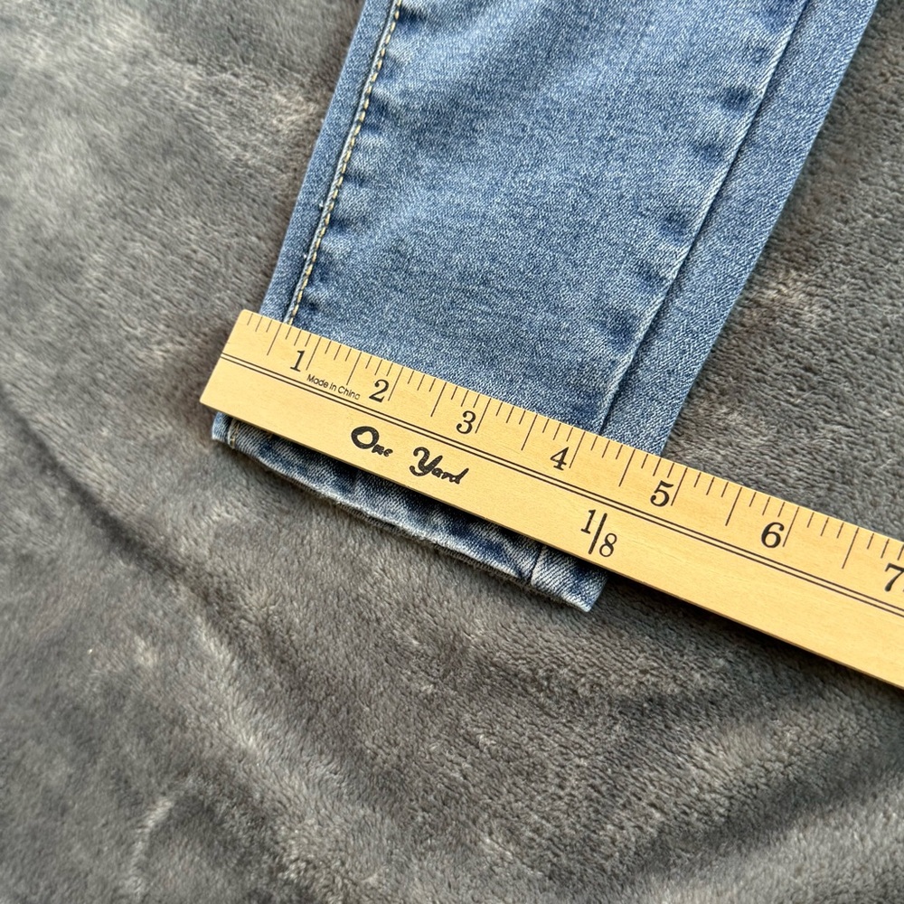 AEROPOSTALE Women's Super High Rise Jegging Distressed Size 2 Short - Picture 8 of 10